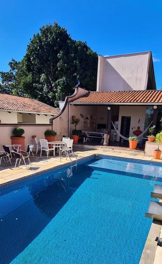Hostel Oktoberfest Casa Laranja Блуменау Экстерьер фото